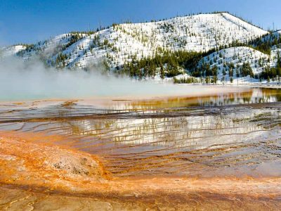 yellowstone-national-park-in-winter